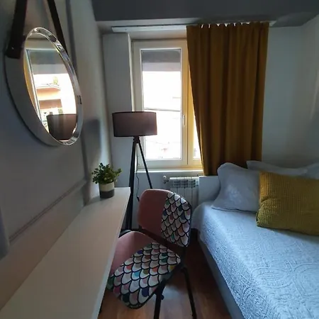 180m2 Two Floor Flat Center *