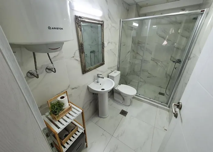 180m2 Two Floor Flat Center